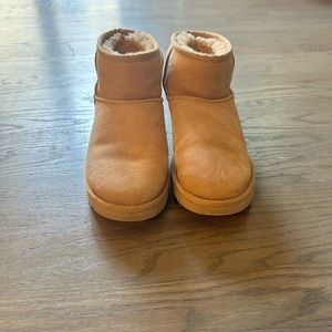 UGG Classic Mini II Boot